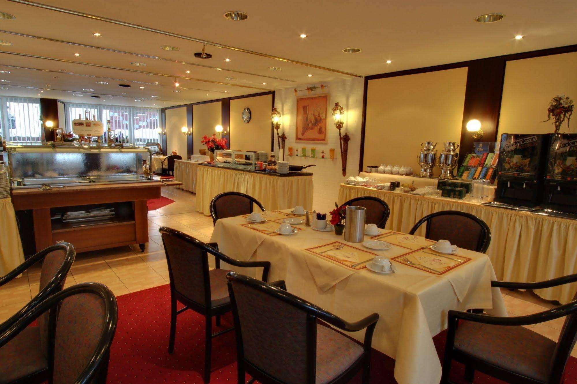 Hotel Grille แอร์ลังเงิน ภายนอก รูปภาพ