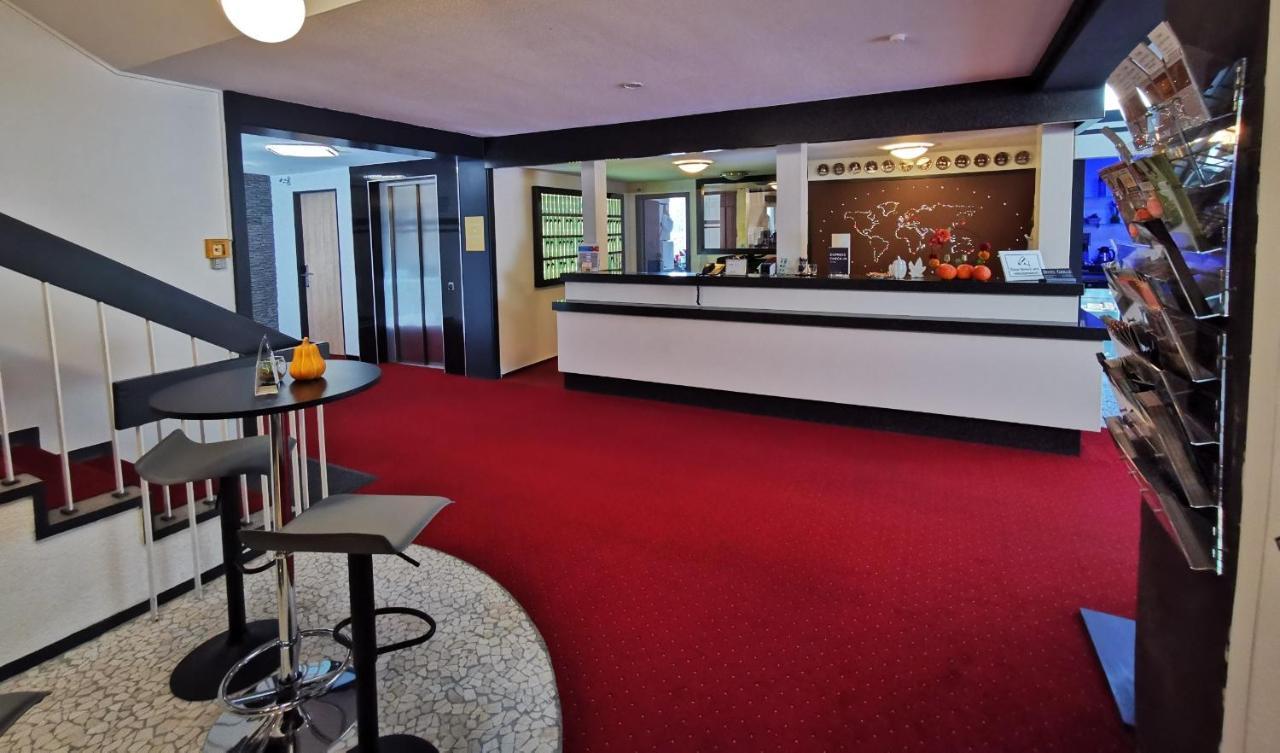 Hotel Grille แอร์ลังเงิน ภายนอก รูปภาพ