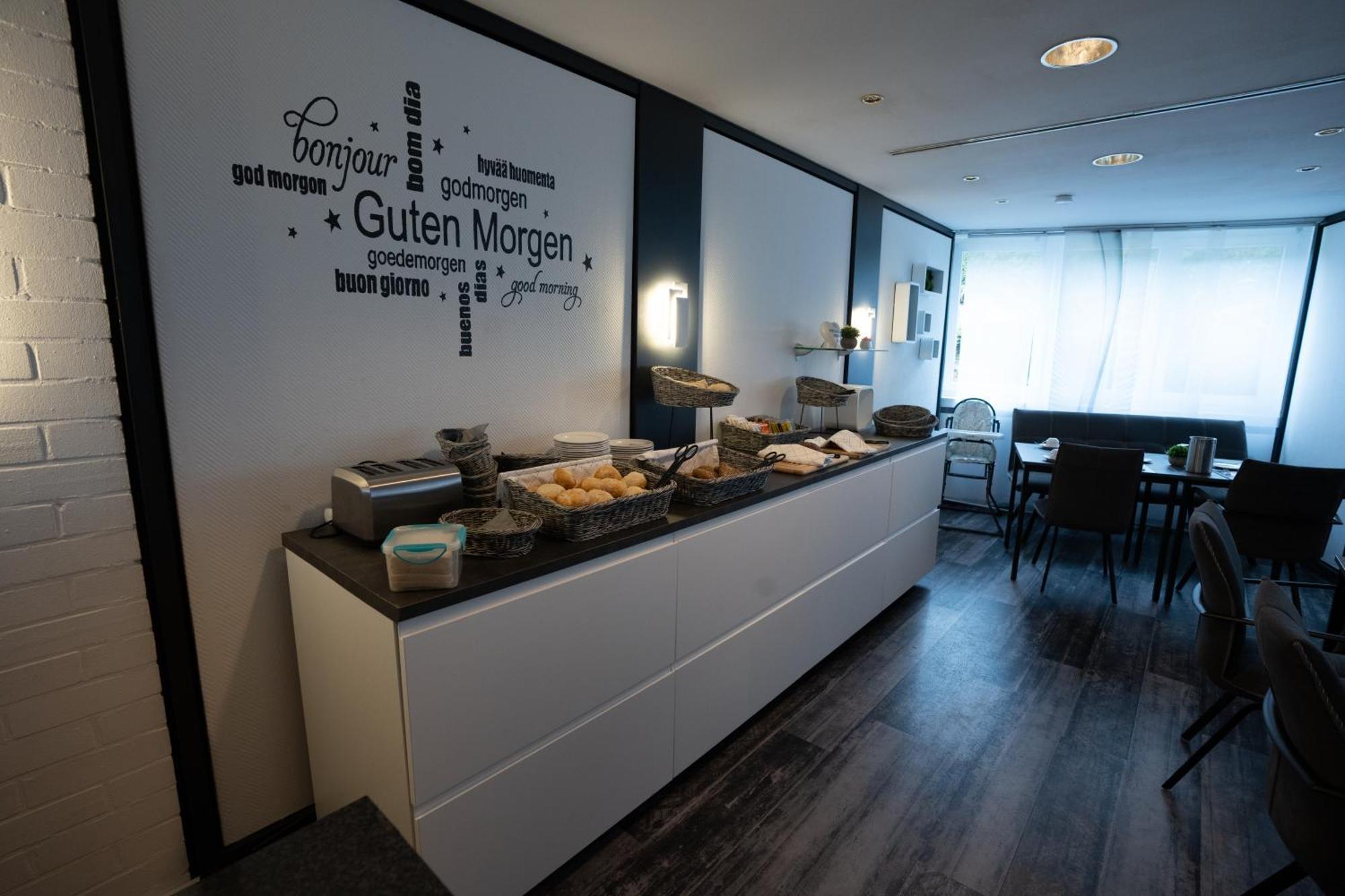 Hotel Grille แอร์ลังเงิน ภายนอก รูปภาพ
