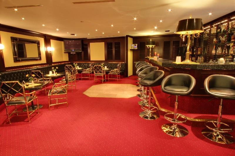 Hotel Grille แอร์ลังเงิน ร้านอาหาร รูปภาพ