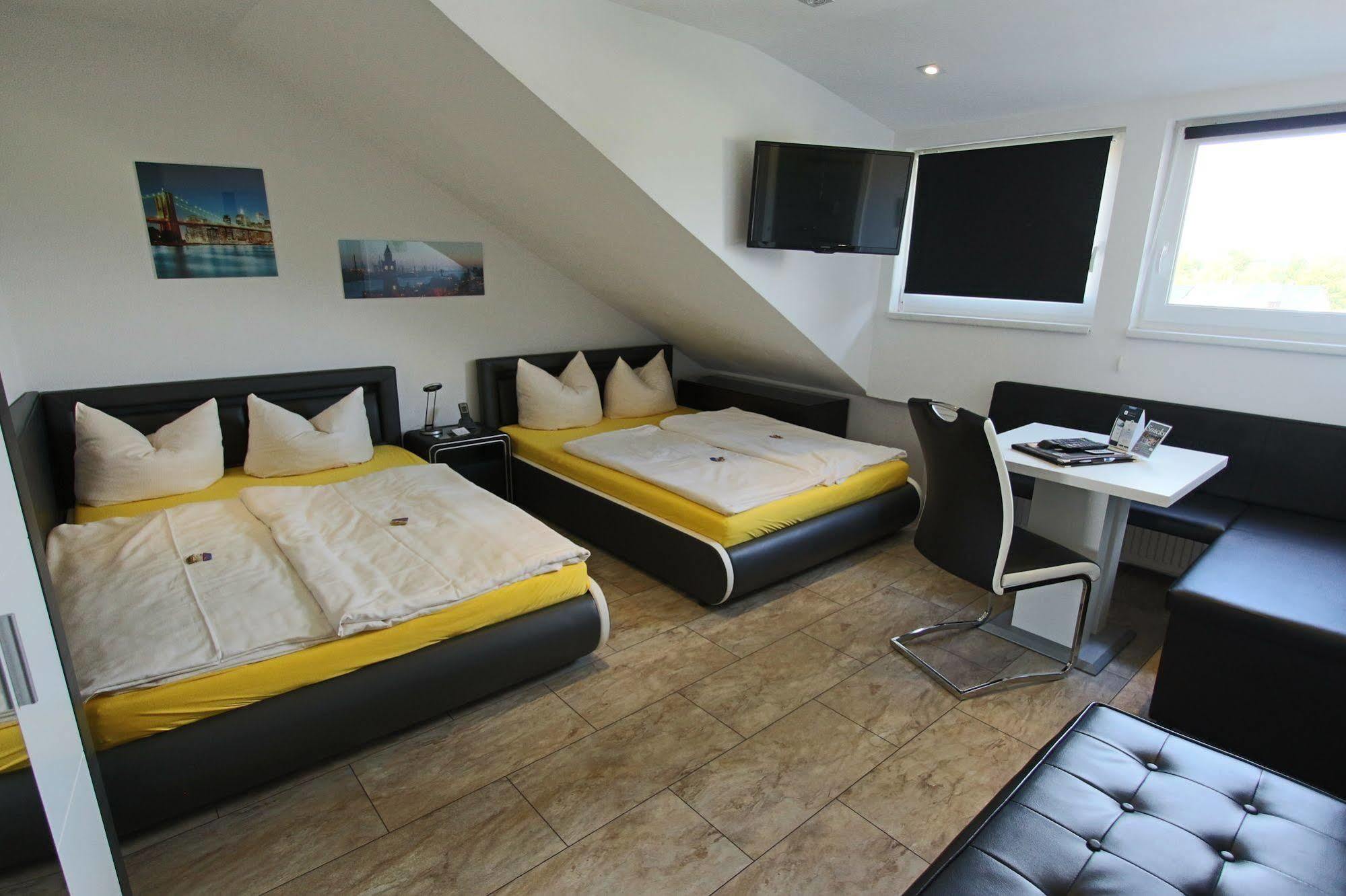 Hotel Grille แอร์ลังเงิน ภายนอก รูปภาพ